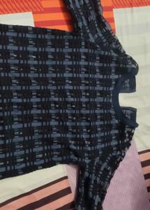 Chic Black Textured Top