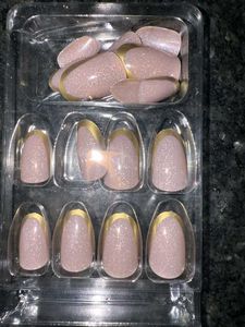 Press-On Nails - 24pcs