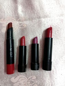 4 Set Of Lipsticks 💄