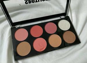 Blush pallet