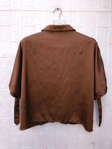 New with tag Elegant Brown Textured Short Sleeve S
