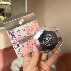 Fenty Beauty Diamond Bomb Highlighter