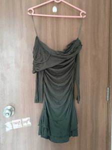 Chic Ruched Long Sleeve Dress