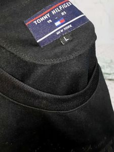 Tommy Hilfiger Black Sweatshirt