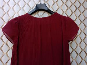 New With Tag Ruffled Double Layer Rust Top