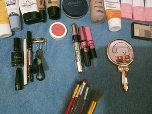 makeup bundle ( each product seperate price )