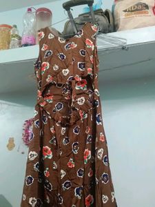 Brown Floral Print Sleeveless Dress