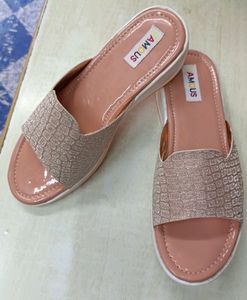 Famous Heel Slipper, Size 39
