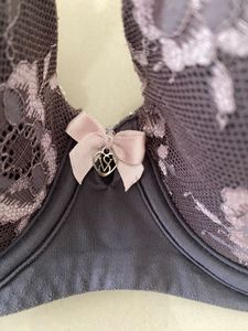 Victoria’s Secret bra and panty set
