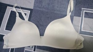 Comfortable White Everyday Bra