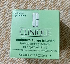 Clinique Moisture Surge Intense Hydrator