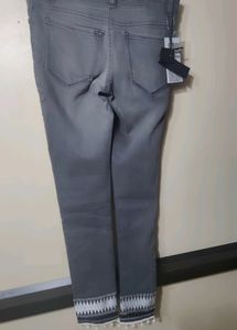 Tokyo Talkies. Women's Casual Jean's. New With Tag