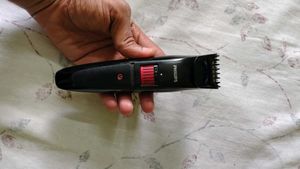 Black Hair Trimmer