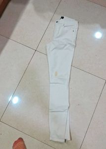 Chic White Denim Jeans