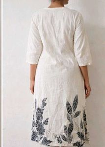 Elegant Cream Kurta with Floral Print