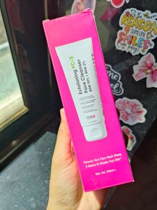 COSIQ Exfoliating FC-3 Face Cleanser