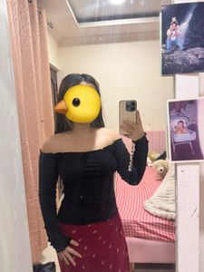 Black Off-Shoulder Long Sleeve Top