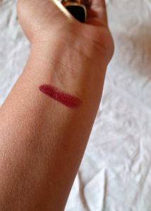 L'Oreal Paris colour rich satin lipstick