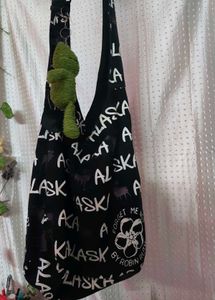 Alaska Print Shoulder Bag