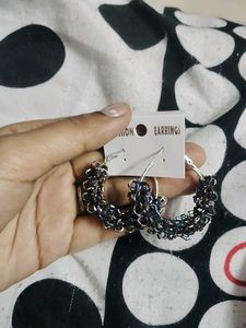 Elegant Black Dangle Earrings and bluish earings