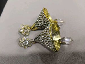 Golden Jhumka Earrings with Crystals&amp; free gift 🎁