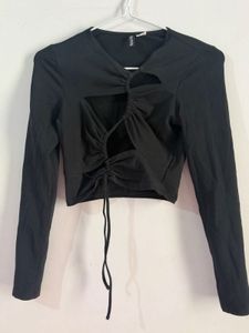 Chic Black Cut-Out Ruched Top