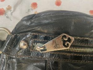 vintage shoulder bag