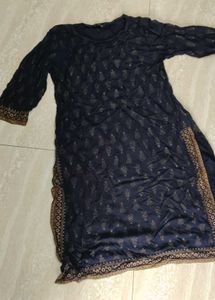 Navy Blue Printed Straight Kurta with 3/4 Sleeves