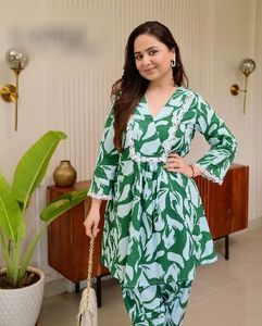 Green Floral Print Kurta Set