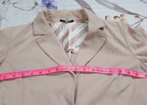 Pastel Pink blazer From Xandres
