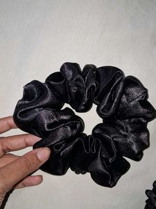 Satin Black Scrunchies Set
