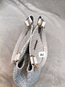 michael kors New York Tote Bag
