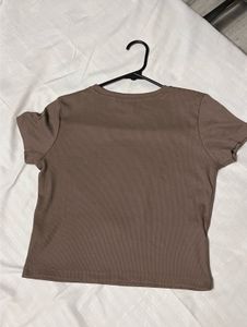 Ribbed Knit Cropped T-Shirt
