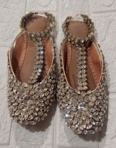 Bridal Couture Nura designer Stone jutti