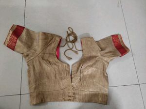 Saree With Desginer Blouse