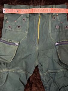 Dark Green Capri