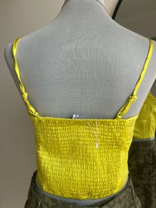 FB SISTER Cup Detail Crop Top