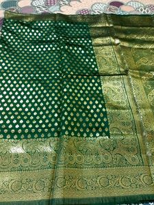 Elegant Emerald Green Banarasi Saree