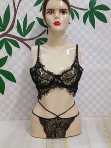 (700)Lace Lingerie Set