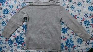Grey Sweatershirt