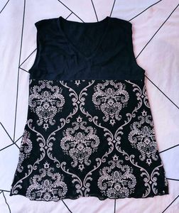Stylish Black Printed Sleeveless Top