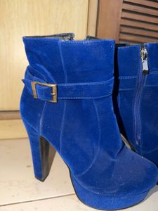 Blue Velvet Platform Heeled Boots
