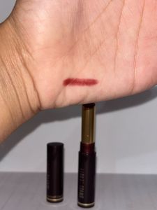 Non-Transfer Matte Lipstick