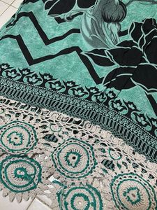 Pakistani lown croshiya works suit