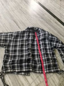 Chic Plaid Cropped Shirt