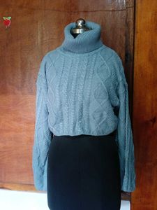 crop jumper