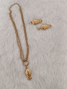 Fish Necklace Set With Earrings