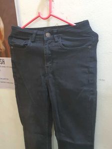 💥Zudio Black High Rise Bootcut Jeans Women