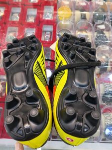 Fero Yellow Football Cleats