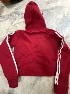 Maroon Cropped Hoodie with Black Leggings